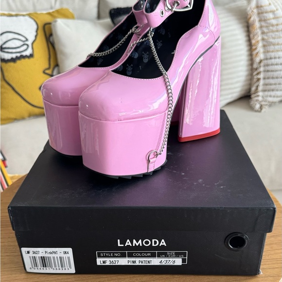 LAMODA Goodbye Forever Platform Heart Heels - Picture 7 of 7